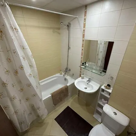 Apartment Large In Borowez